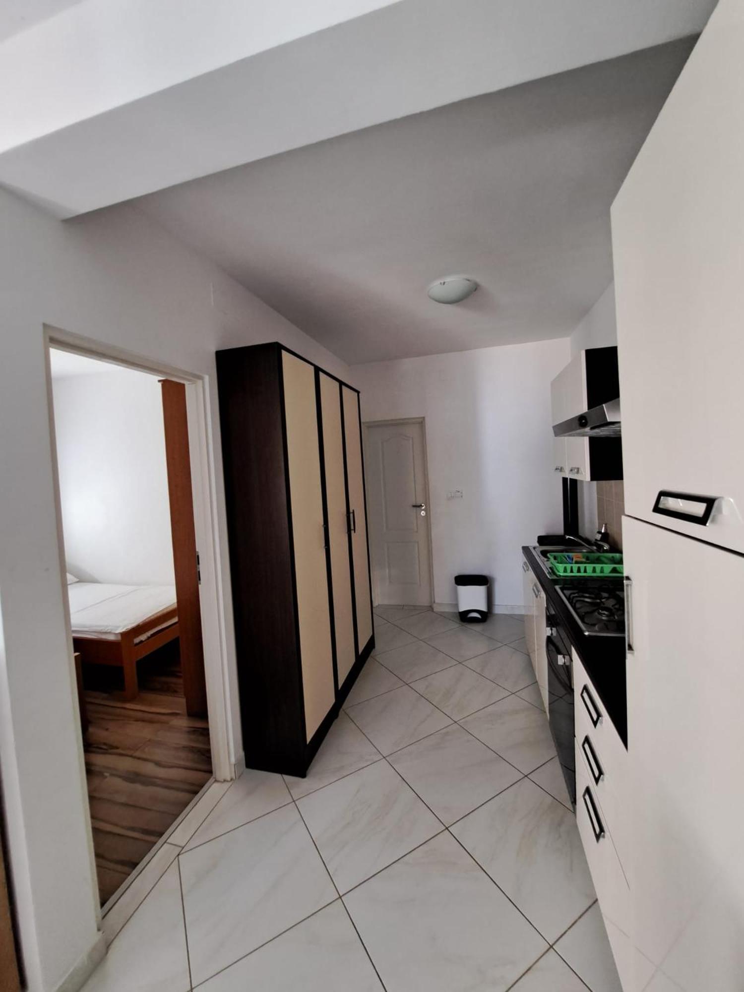 Apartments Maretic Мандре Екстер'єр фото