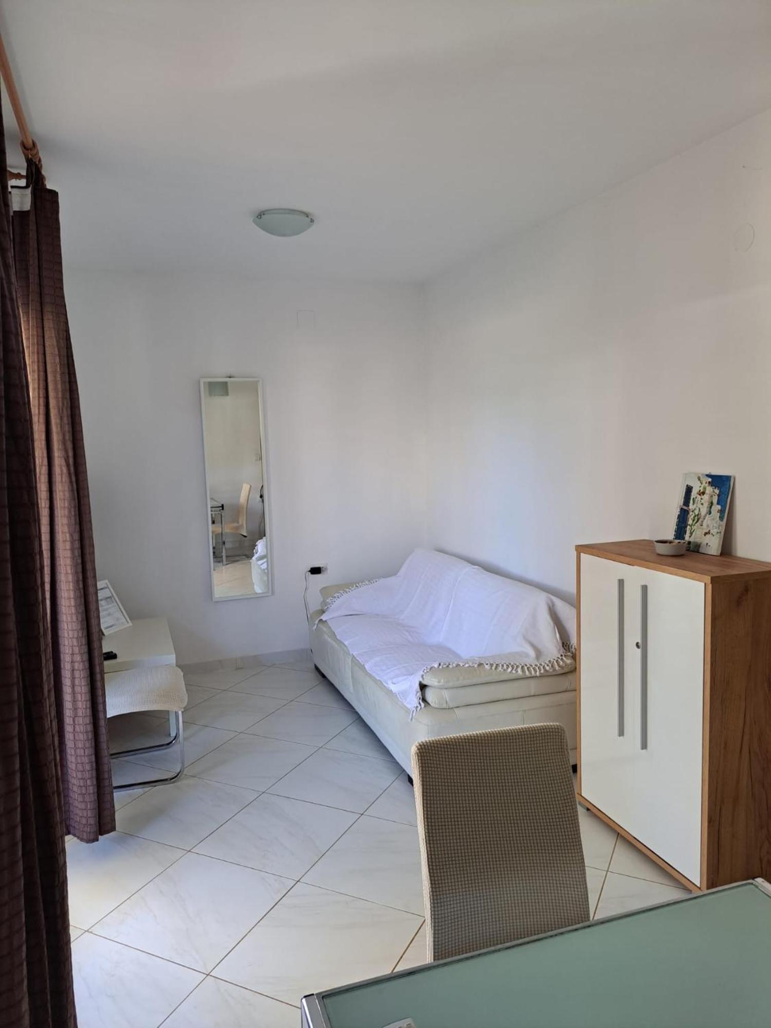 Apartments Maretic Мандре Екстер'єр фото